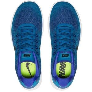 Women’s Nike Free Running Shoes